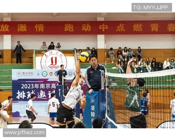 广州排球队的节奏与魅力探秘:排球运动的激情与团队精神 广州排球队的节奏与魅力探秘:排球运动的激情与团队精神